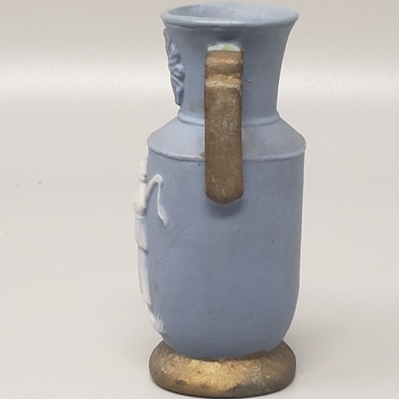 Vintage Porcelain Japanese Mini Vase - Picture 4 of 9